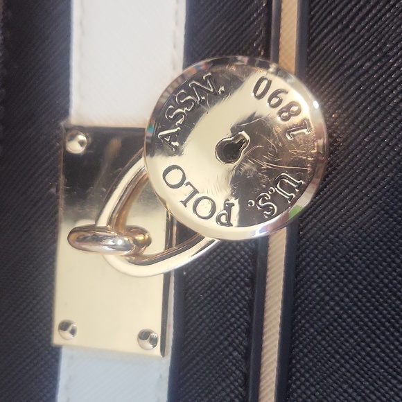 U.S. POLO ASSN Black White Tan Convertible Crossbody with Belted Lock - Picture 4 of 16